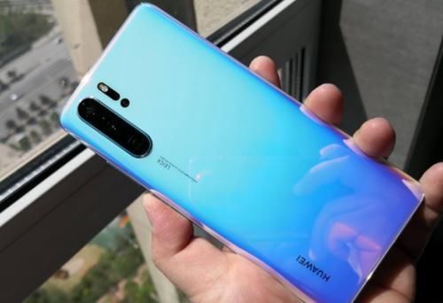 麒麟980|华为手机别瞎选,目前这3款最值得入手,高配低价,用3年不落伍