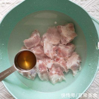  零难度的豉椒蒸排骨，排骨肉质嫩滑，豉香扑鼻#元宵节美食大赏#