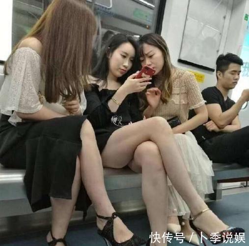 车厢|''露那么多,不就是给别人看的吗''初中生语出惊人,谁该觉得羞耻