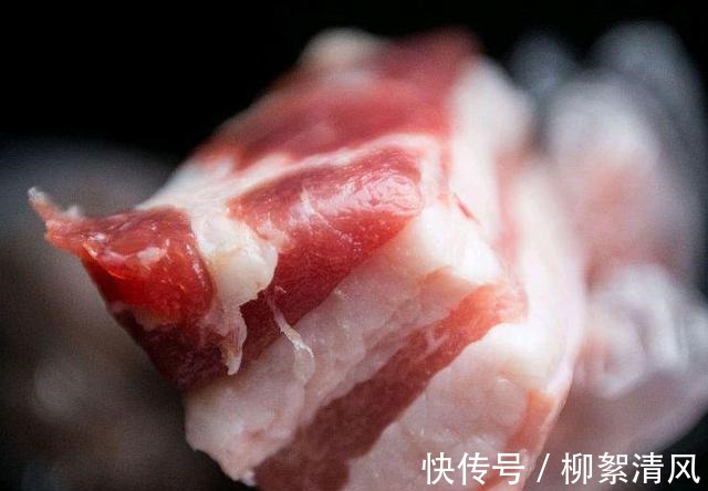 五花肉|炒糖色原来这么简单,选上好五花三层,入口即化的红烧肉做起来!