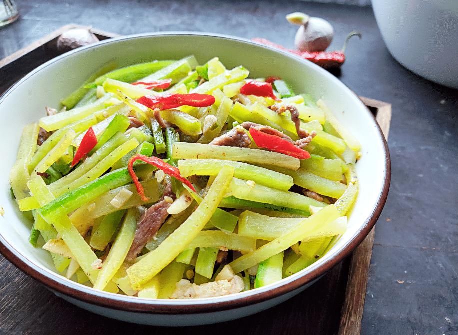  冬天|冬天，吃鸡肉鸭肉不如它，每天炒一盘，滋补又馋人，冬天不生病！