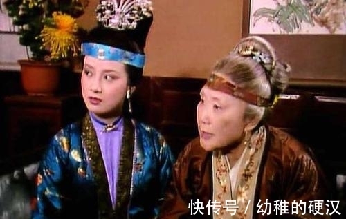 莺儿#红楼梦：大观园的赌博之风是从哪里刮起来的？她带着贾府少爷赌钱