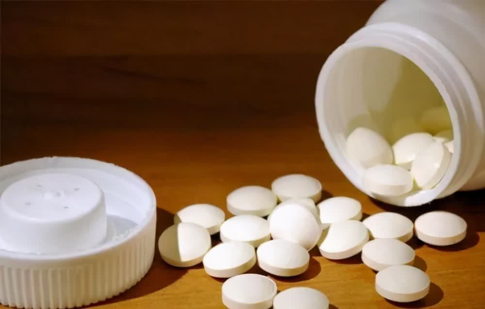 养花先养根,做好5件事,花草不烂根,大白根直冒