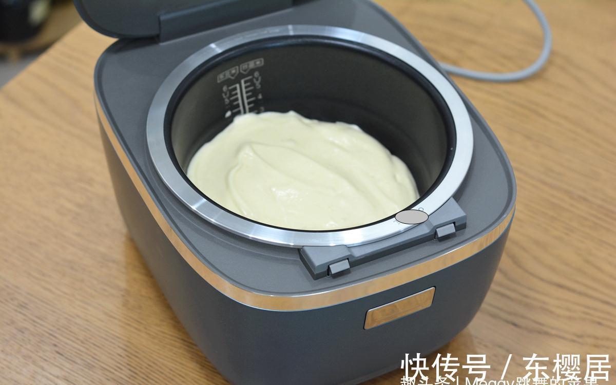 你用电饭煲做戚风蛋糕老不成功?苹果姐教你详细操作,松软轻盈