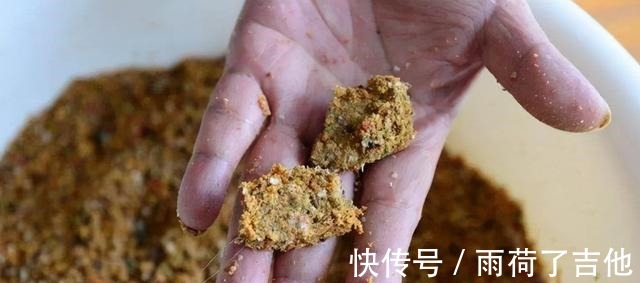 冬季钓鱼不愿意开口,加点佐料效果好!