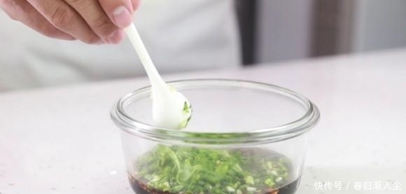 做法|两广地区最爱吃的白斩鸡,但是正宗的做法有多少人会呢?