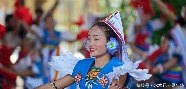 中国最神秘的民族,牙齿越黑越美丽,女子耳洞越大就越勤劳能干!