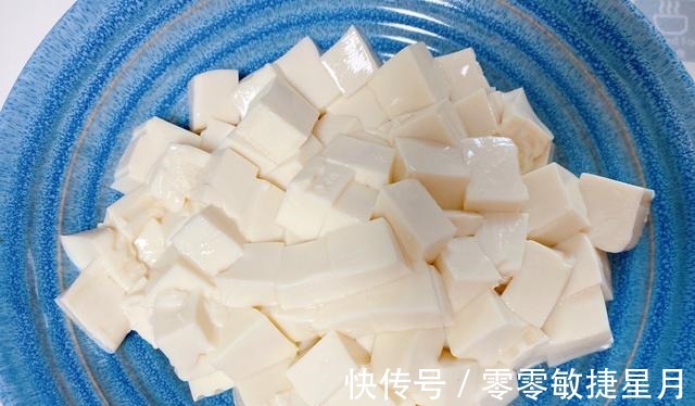 搭配|简单的小炒菜鸡蛋滑豆腐,香嫩可口,入口即化,搭配米饭超好吃!