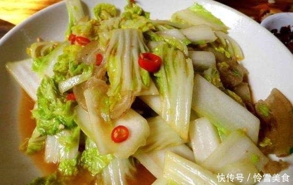 炒“大白菜”时,很多人第一步就做错了,难怪口感差,还不入味