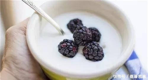 长寿老人的秘诀:饭后半小时才是“养生黄金期”!