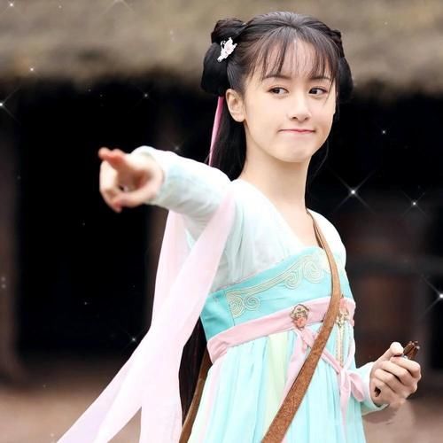 春天的第一个奶茶色你准备好了吗？MAC日常又温柔，TF丝滑显气色