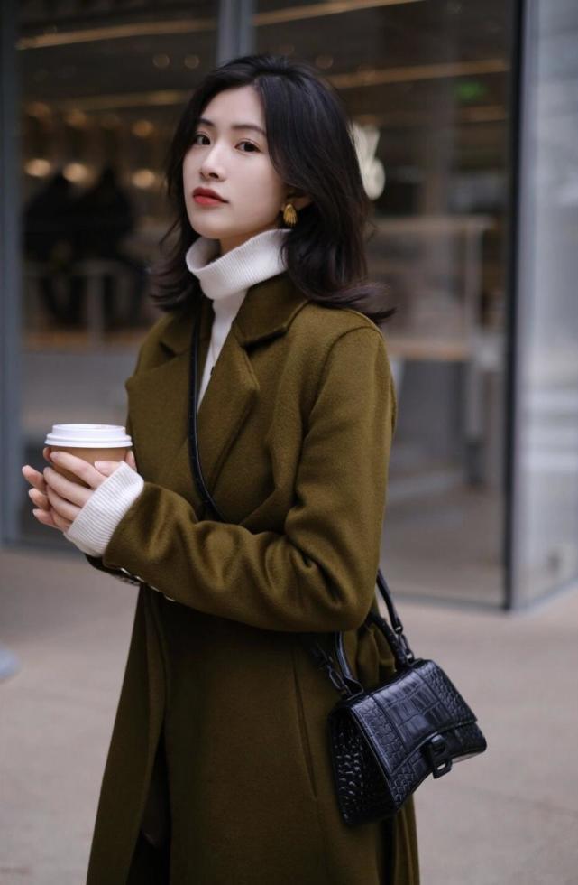 大衣|冬季最流行的4款大衣,不显老不扮嫩,实用优雅又高级
