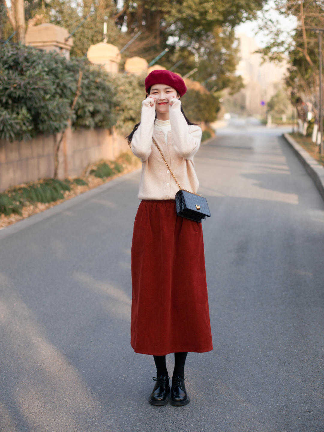 冬天 冬天别再穿马丁靴了!试试这几款小皮鞋,气质、格调瞬间就起来了