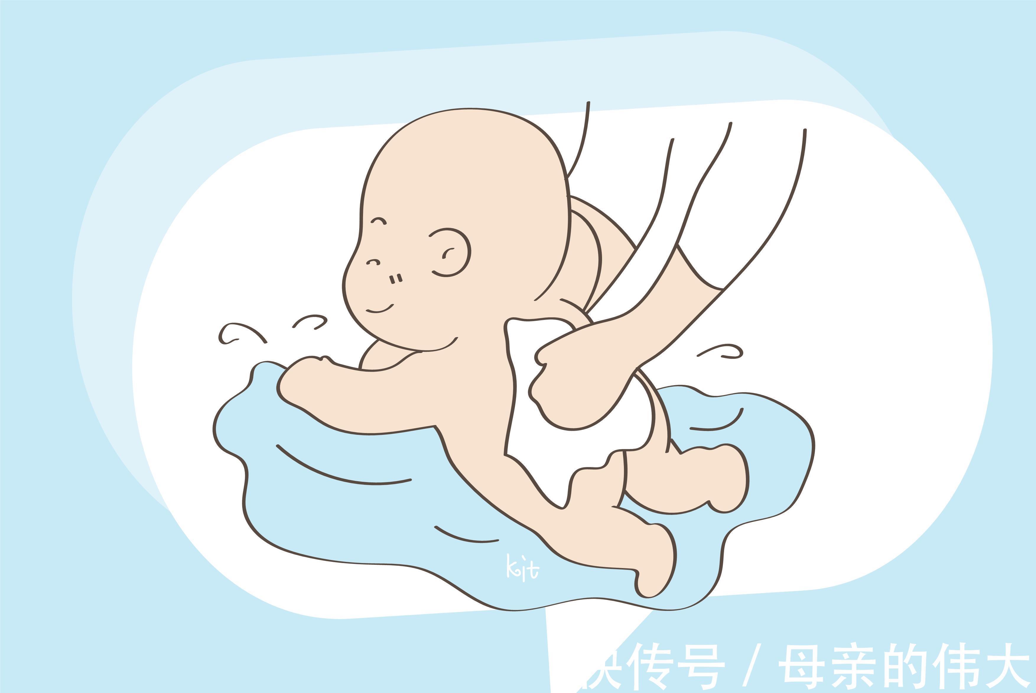 全家|宝宝起痱子,与其治不如防,一招全家人清爽过夏!