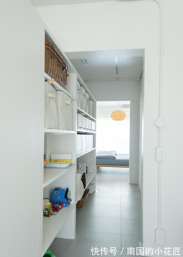 白墙|中古家具的绝佳背景,是全屋大白墙