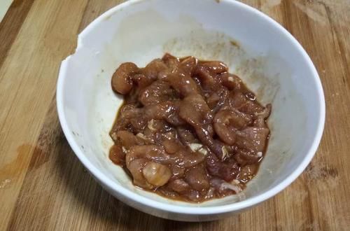 中老年人春天多吃“养生菜”，营养丰富，保护血管，防流感少生病