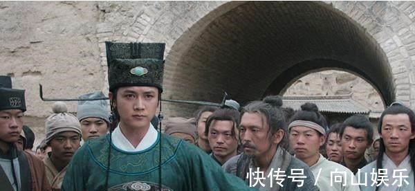 苏东坡@一上联“醉汉骑驴,颠头簸脑算酒帐”,苏东坡下联,堪称经典!