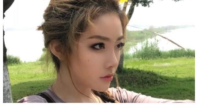 喻言上节目，两次被打马赛克？扒一扒这位青春女偶像