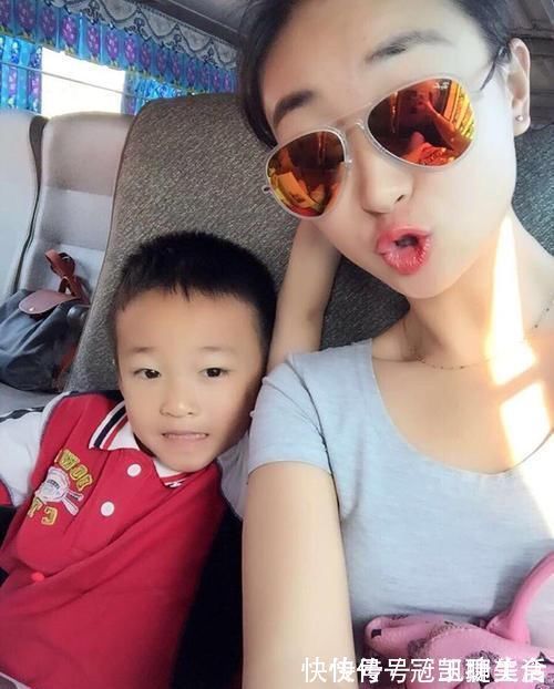 花样年华|“父母双亡,22岁姐姐该养3岁弟弟吗?”,网友的答案让人心寒