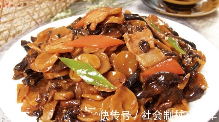 土豆片|末伏多晒些土豆干,到冬天炖肉炒肉,比新鲜土豆都美味,教您方法