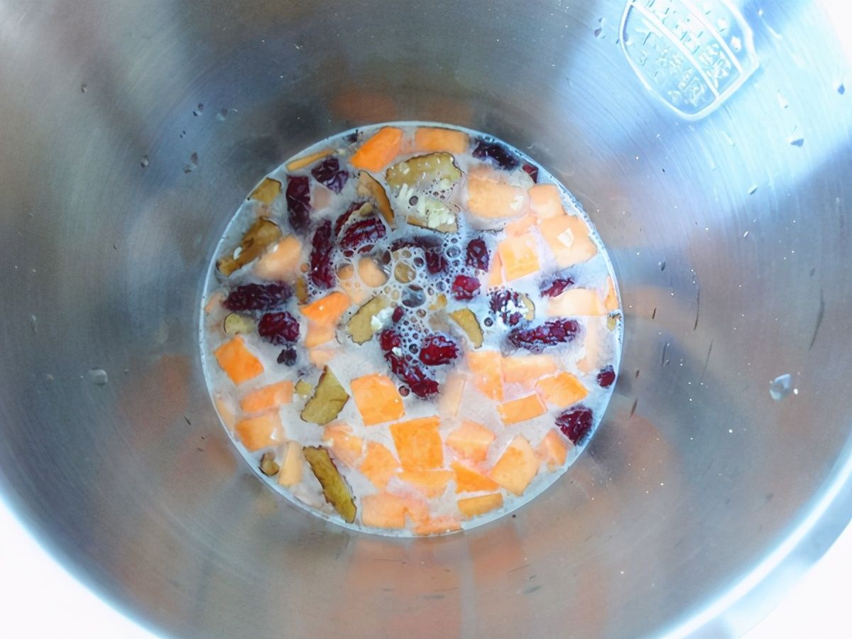 燕麦和它一起喝，堪称“美容圣品”，皮肤细腻补气血，女人要多喝