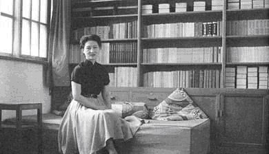 张学良|她是张学良第二任妻子,离婚后,张学良给她十万生活费,赠送一栋二层小楼