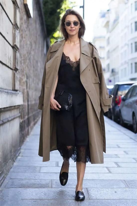 蕾丝裙搭配外套！春天应该这样穿