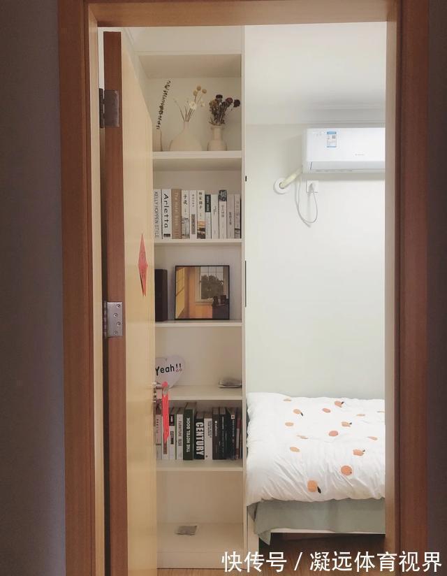 耐看|她家不吊顶,只走石膏线,墙面不造型,只刷乳胶漆,太简洁耐看了