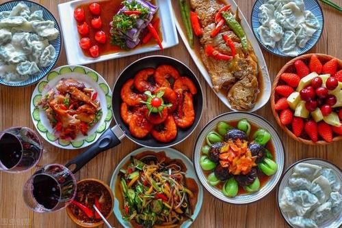 年夜饭必吃的一道素菜，清脆爽口不油腻，寓意好运连连、连年有余