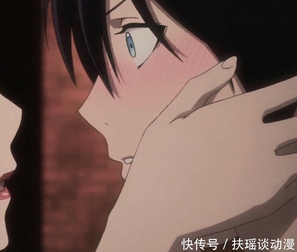 情侣头像|VIP·动漫·情侣头像有些歌太触景生情,却还是舍不得暂停