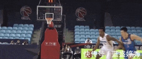 林书豪|CBA对手让俩马,锁帅终赢球,替补新人被封神,一哥已成沦落人!