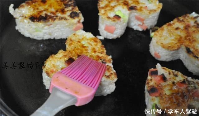 开学了,我每天早上都做它,10分钟上桌,营养好吃还顶饱!