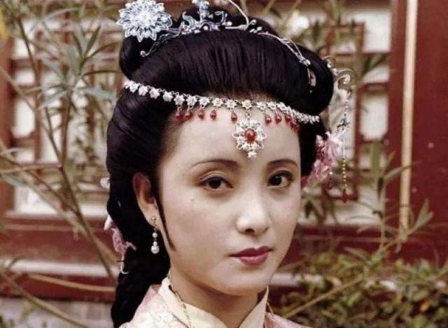 宝钗&《红楼梦》里,谁的病最“奇怪”妙玉身上的病,揭示了她的来历