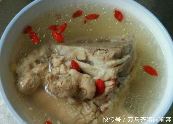 猴头菇|7岁男童不吃零食,却积食3年不长个,医生:这3种食物父母别喂