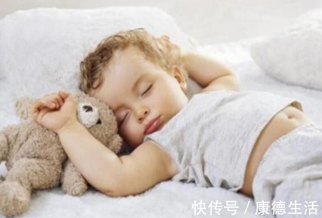 孩子|孩子的“睡姿”和性格有关，如果你家宝宝是第三种，那就恭喜你了