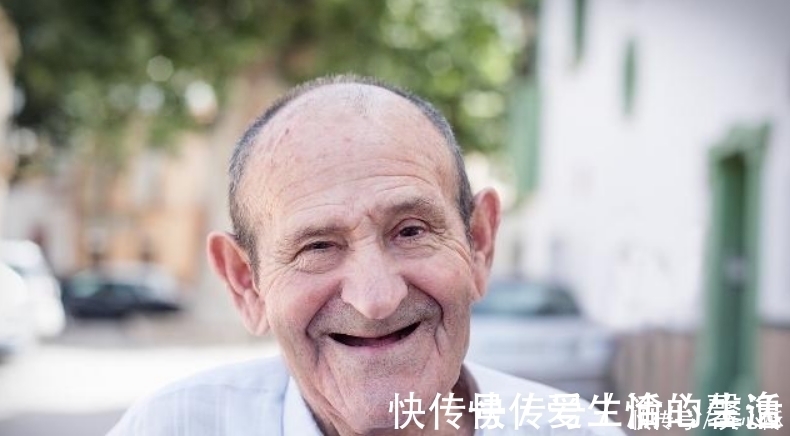 睡眠质量|百岁老人分享长寿秘诀坚持不碰“一件事”,长寿自然会赖上你