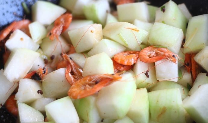 冬瓜和它是絕配,隔三差五吃一回,湯汁鮮美,補鈣質(zhì)長個頭