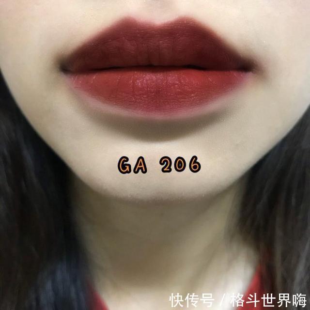 几支黄皮秋冬必备的口红试色,植村秀气势强,阿玛尼很衬肤色