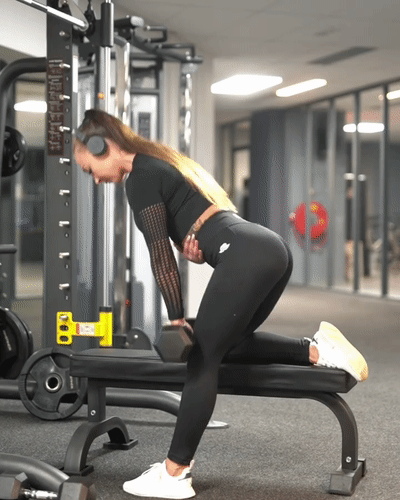 健身|身高不够,身材弥补,1.5m女医生热衷健身,凹凸曲线魅力十足