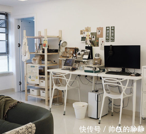 小喜|这对夫妻太有远见,把次卧和客厅打通,清爽开阔,日子过得简单舒适