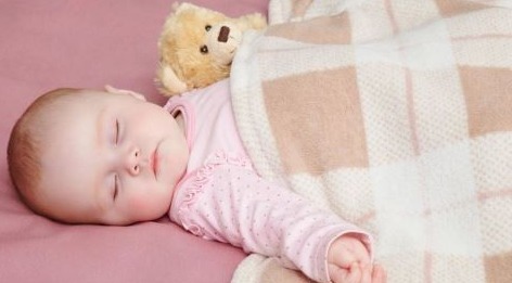 豌豆|新生儿宝贝长了好多湿疹,什么原因,2招教你快速搞定