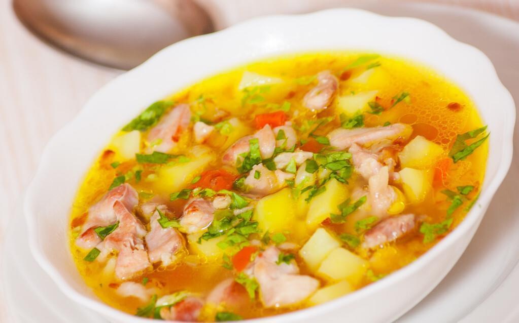 节食|别再节食减肥了!夏日喝这3款减脂汤,有荤有素,低脂饱腹不怕胖