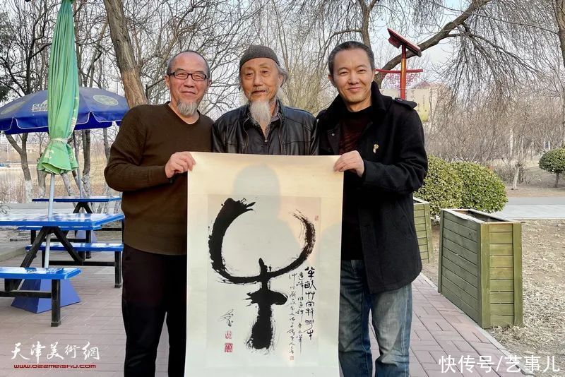 老茶坊携手书画名家举办惠民活动 喜迎毕开文老九十寿诞