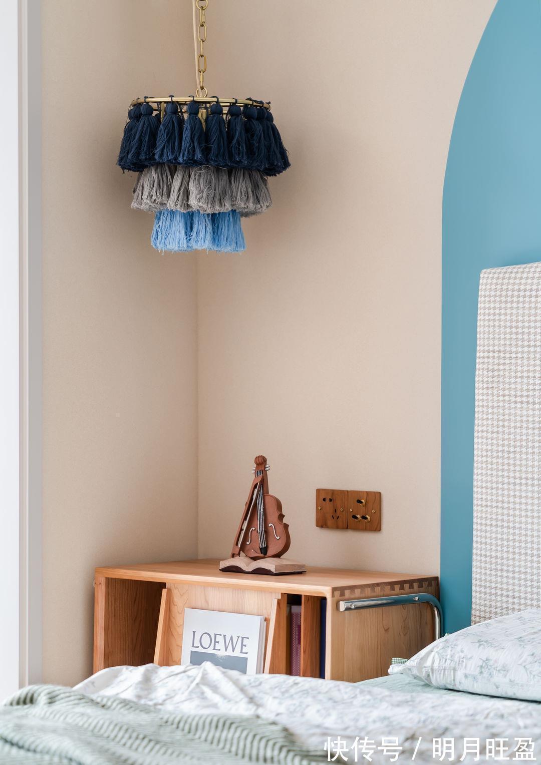 双开门|同样是原木风,她家不跟风不顺应主流,混搭出的效果让人眼前一亮