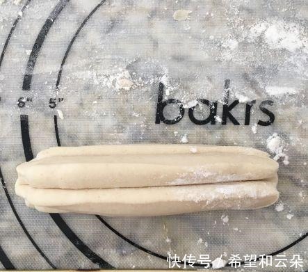 炸油条，发面不只加酵母，教你小方法油条酥脆，又香又膨又好吃！