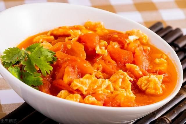 番茄鸡蛋饼|番茄和鸡蛋别只会炒着吃了，搭配一张手抓饼，10分钟做好营养早餐