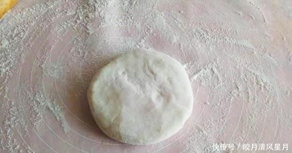 这早餐是我儿子喜欢的,外面很脆,里面很嫩,他是补钙和健康,3