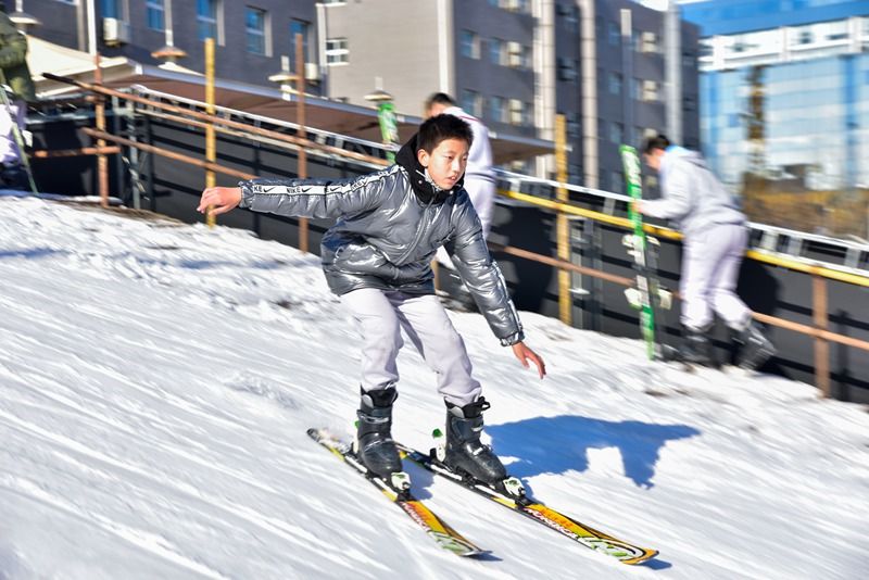 木贴画|燃动冰雪情系冬奥 北京市上地实验学校举办系列冰雪活动