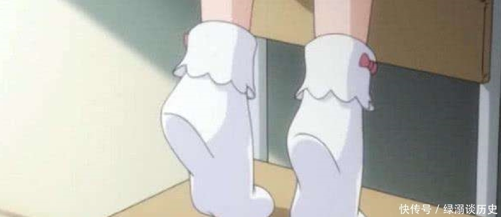 反差萌|动漫女神的“小脚丫”,康纳的最可爱,而她的,少女心十足