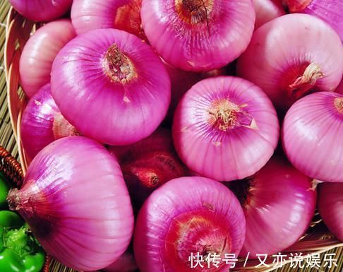 蜂蜜|洋葱和它是天生的“死对头”，不能一起食用，早知早受益